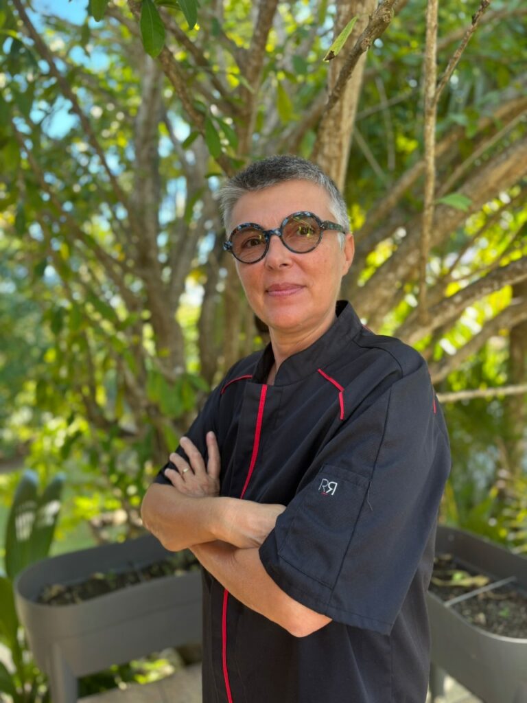 portrait de la cheffe, ambiance tropicale